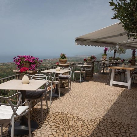 La Pastorella Boutique Hotel Маера Экстерьер фото