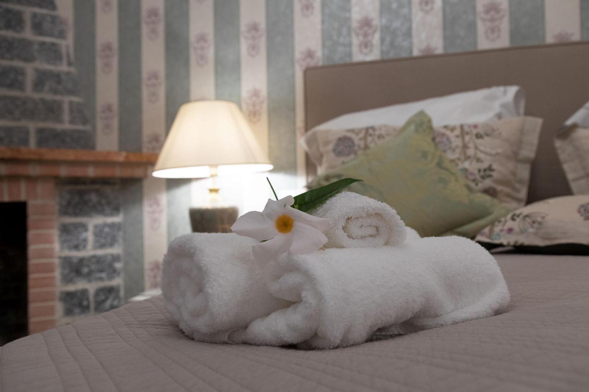 La Pastorella Boutique Hotel Маера Номер фото