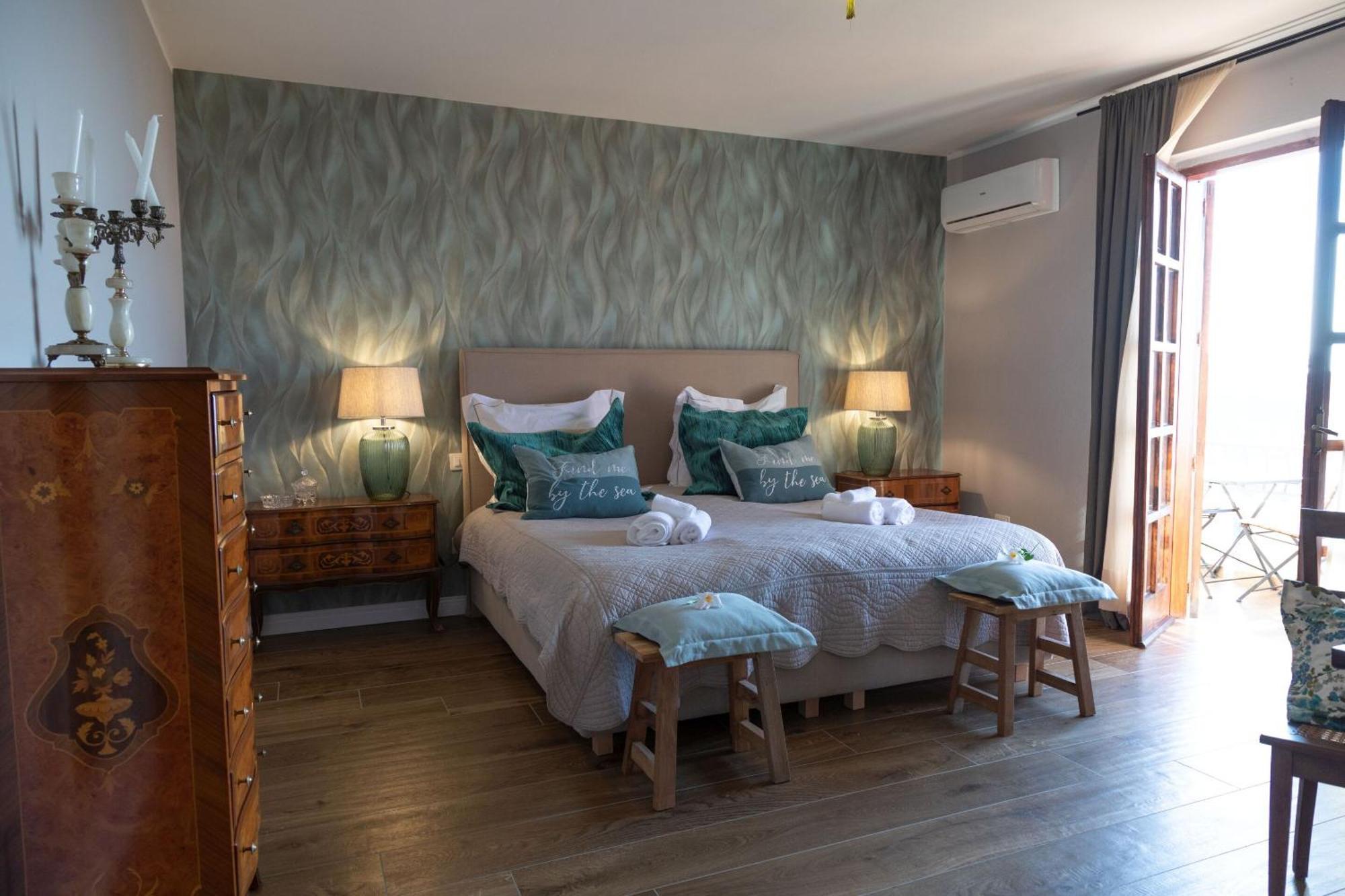 La Pastorella Boutique Hotel Маера Номер фото