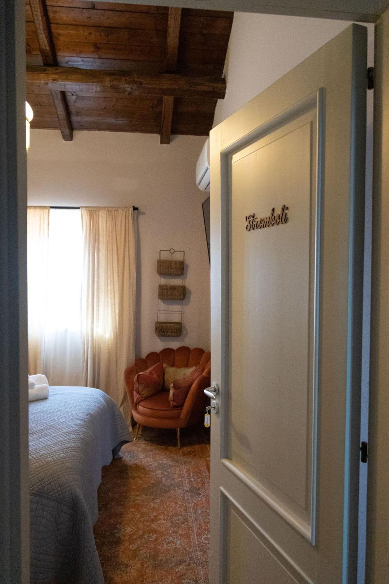 La Pastorella Boutique Hotel Маера Номер фото