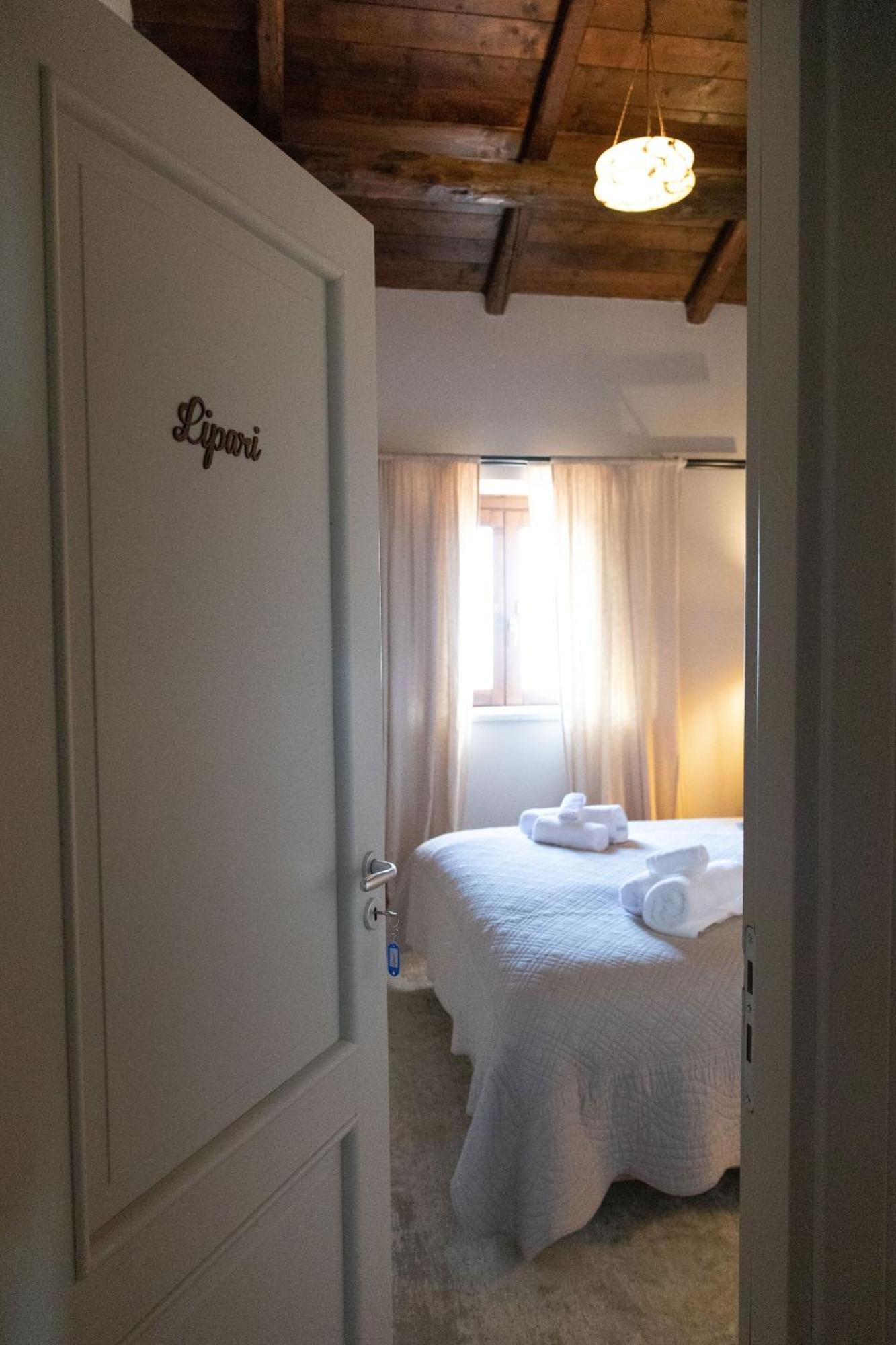 La Pastorella Boutique Hotel Маера Номер фото